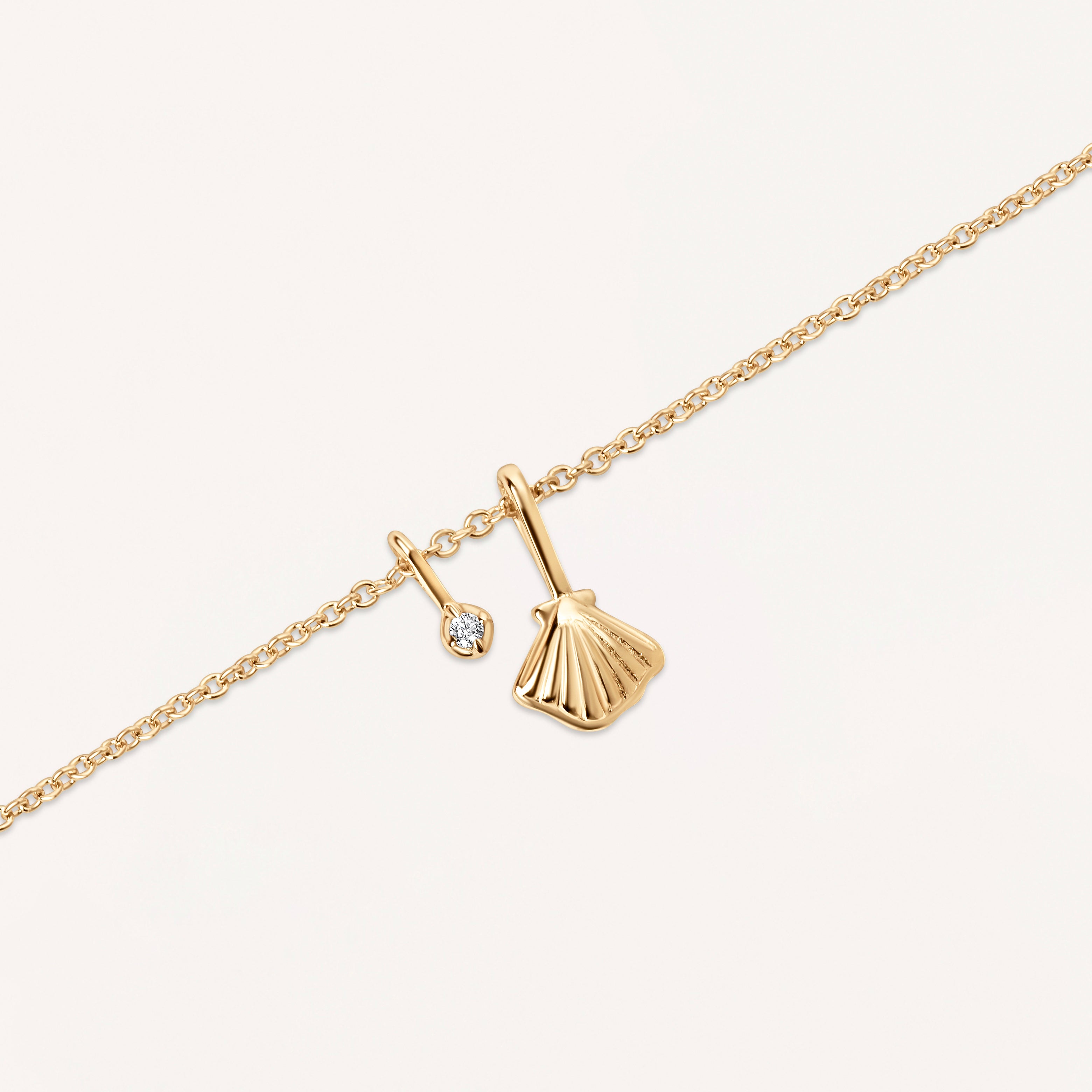 Coral Cove Shell Pendant