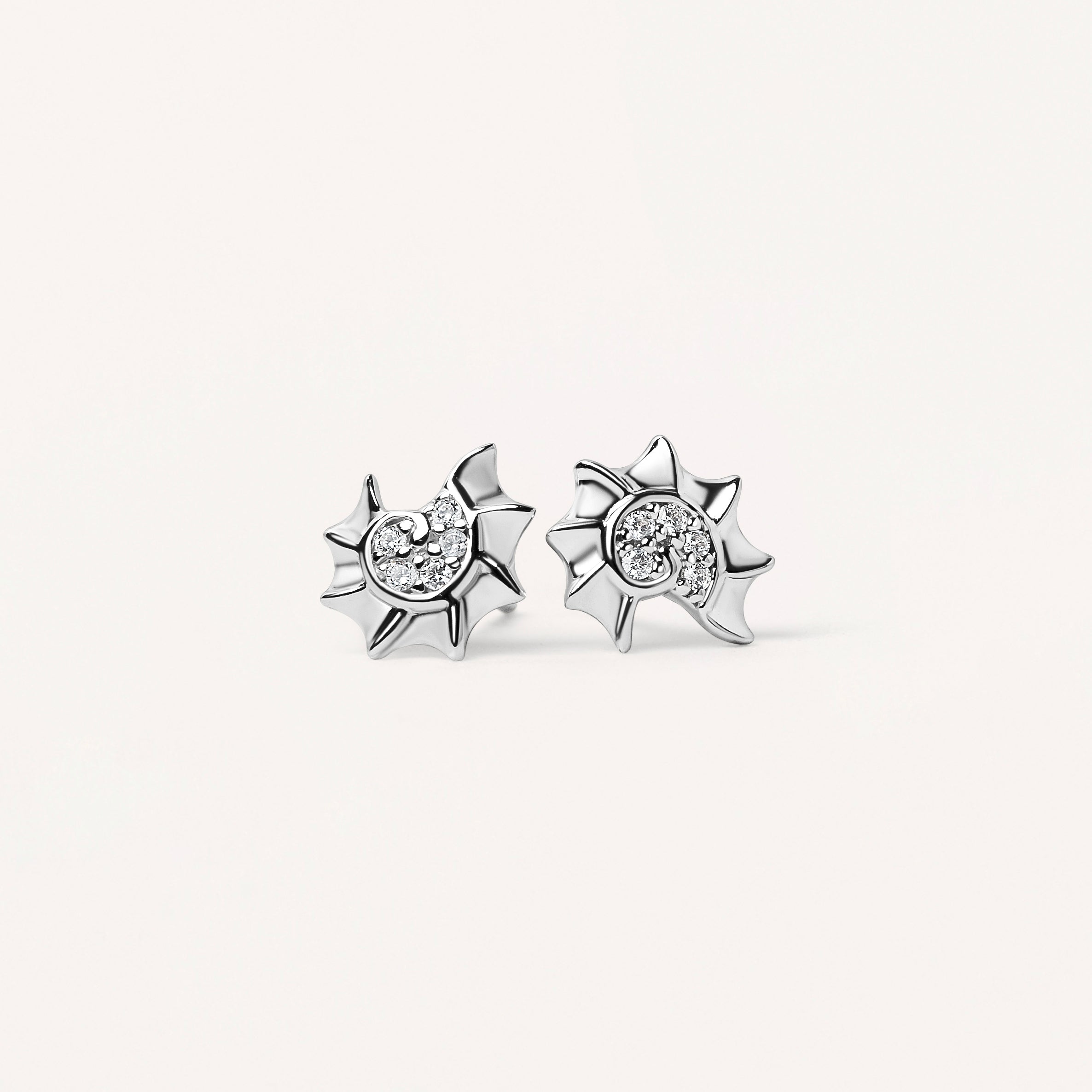 Coral Cove Small Stud Earrings